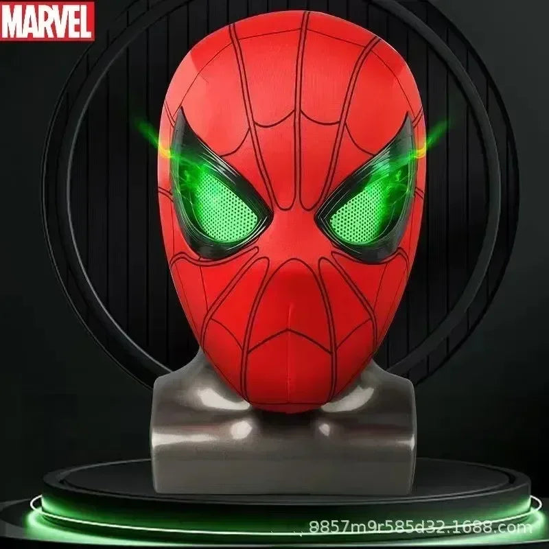 Remote-Controlled Spiderman Mask: 1:1 Scale